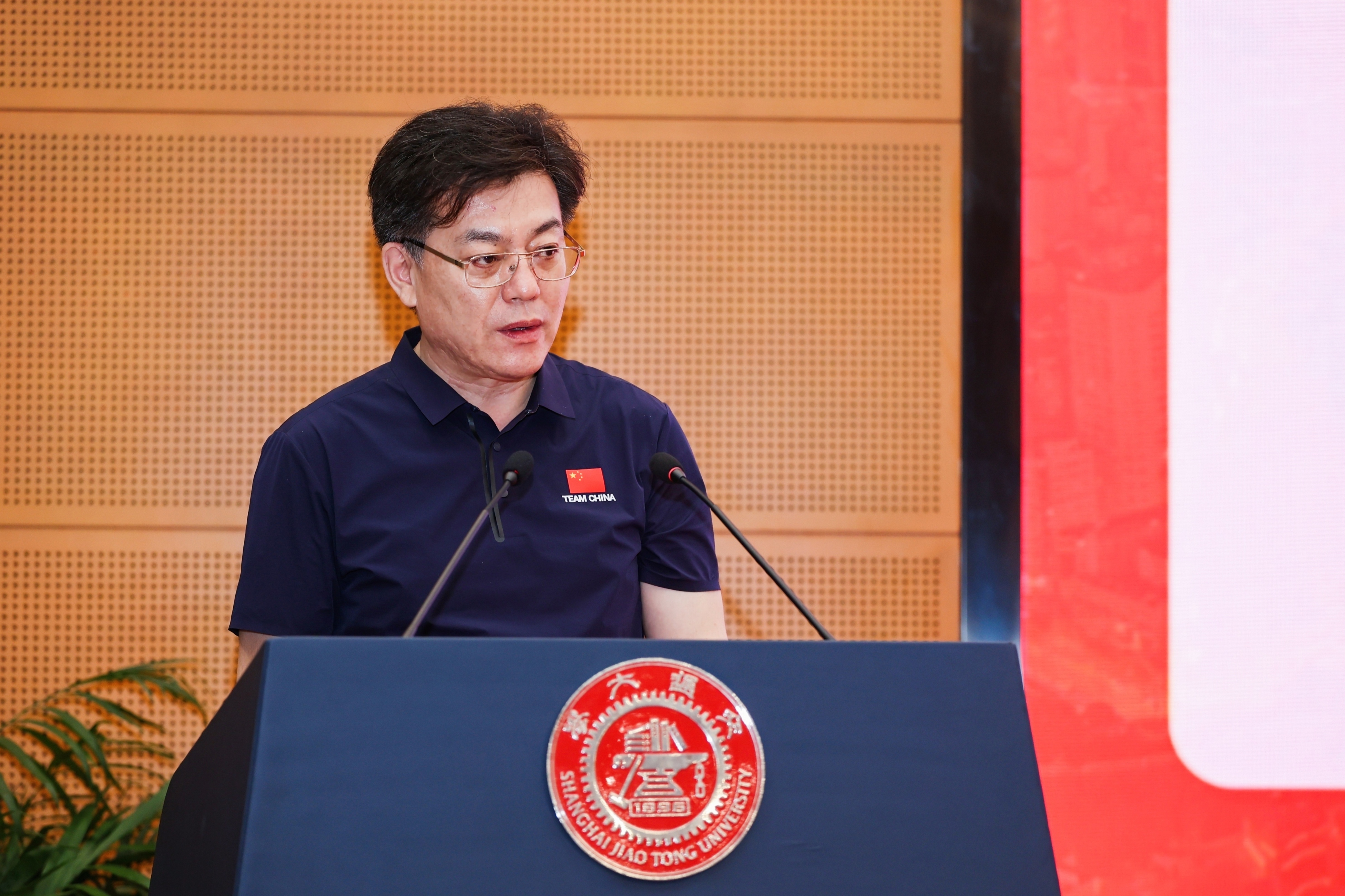 图23 于朝阳宣布晋级名单.jpg