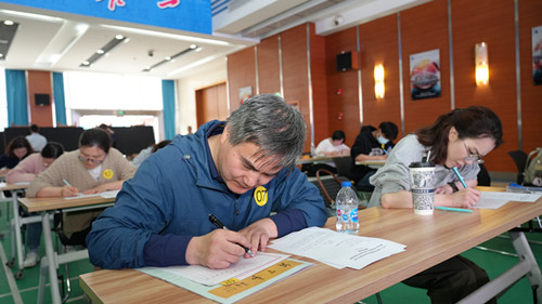 参赛选手（钢笔字） (1)_副本.jpg