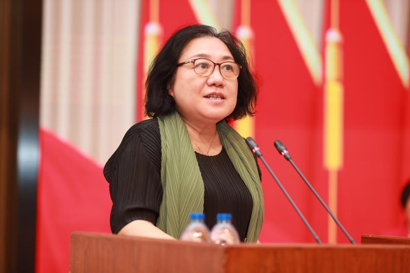 李蔚.jpg