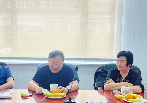 陶渊书记交流_副本.jpg