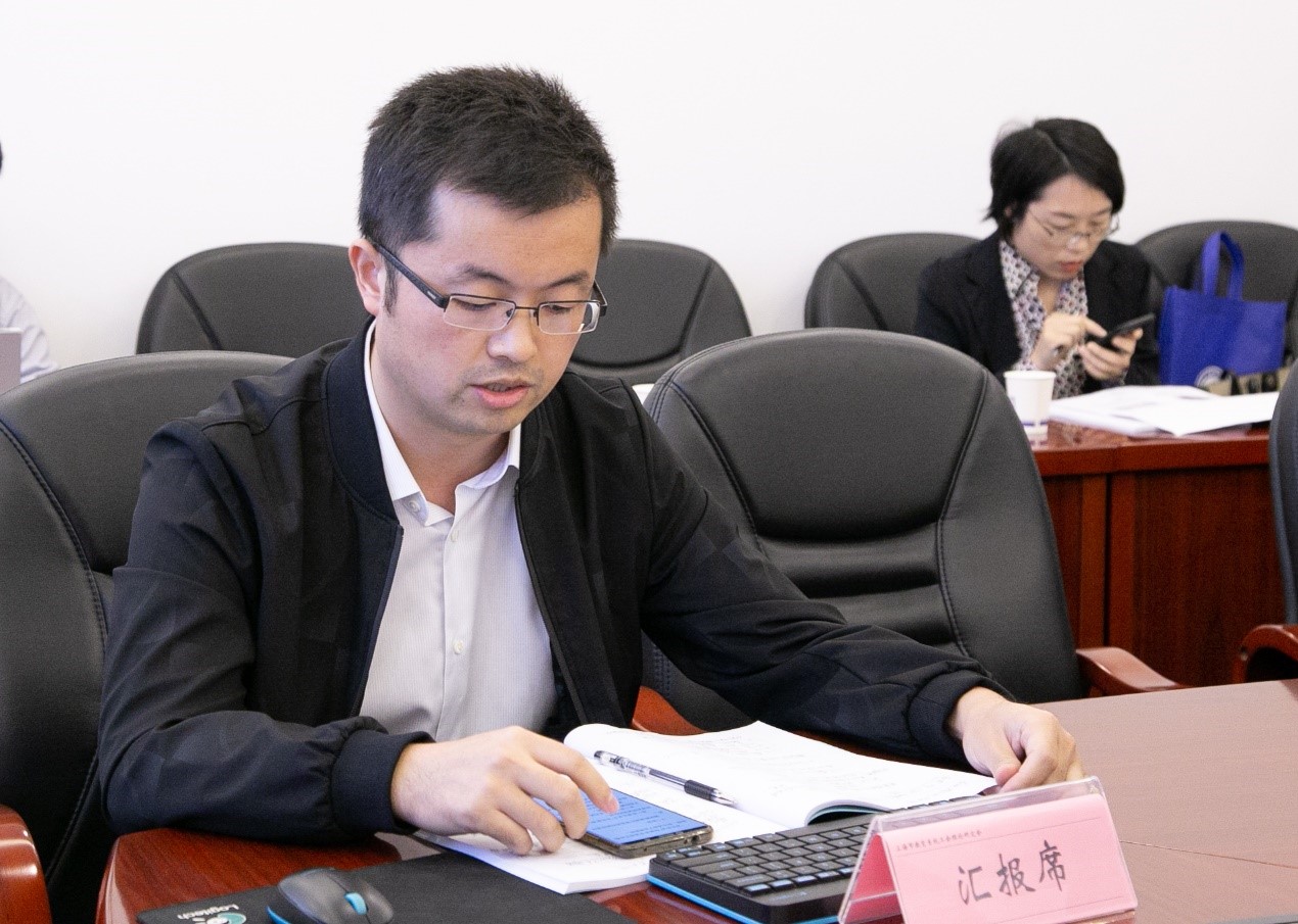 2020GHL03《高校教师“非升即走”制度适用性及其影响研究》课题组汇报.jpg
