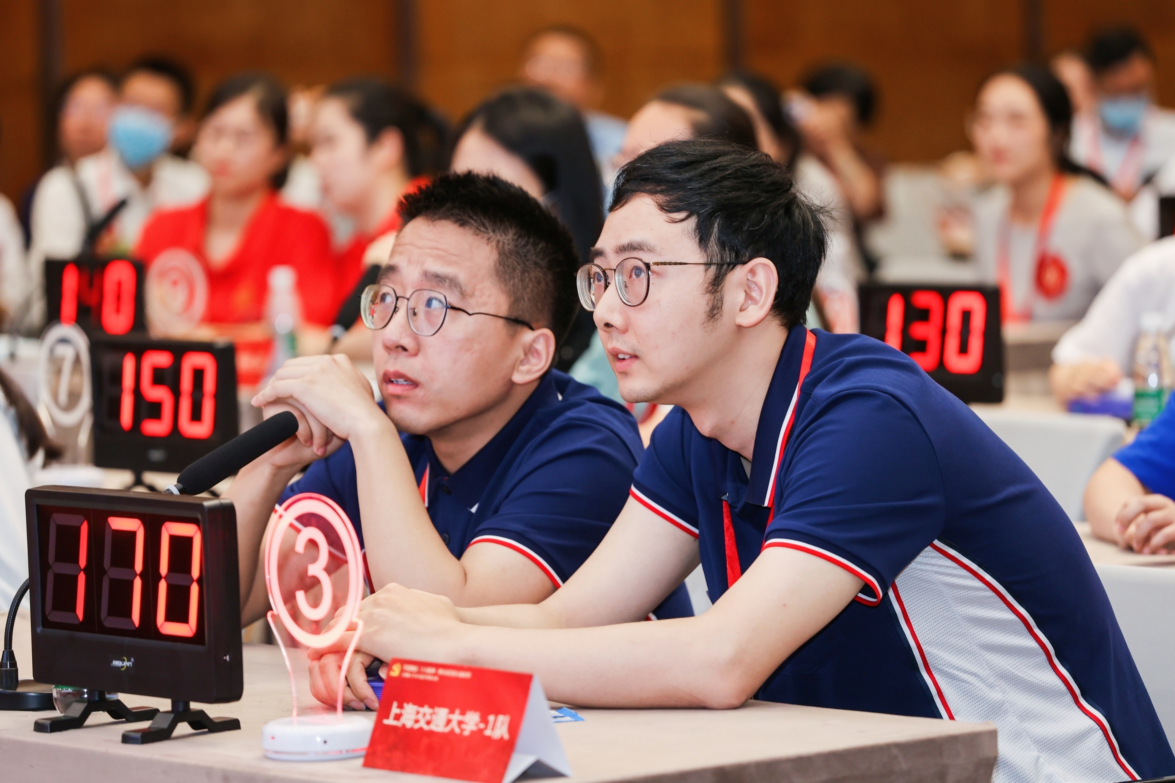 图15 火热PK.jpg